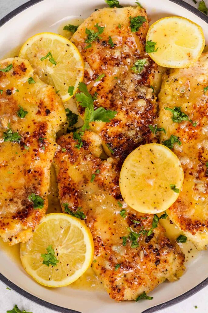 Here’s a delicious Parmesan-crusted lemon chicken recipe that’s perfect for a flavorful and crispy main dish: