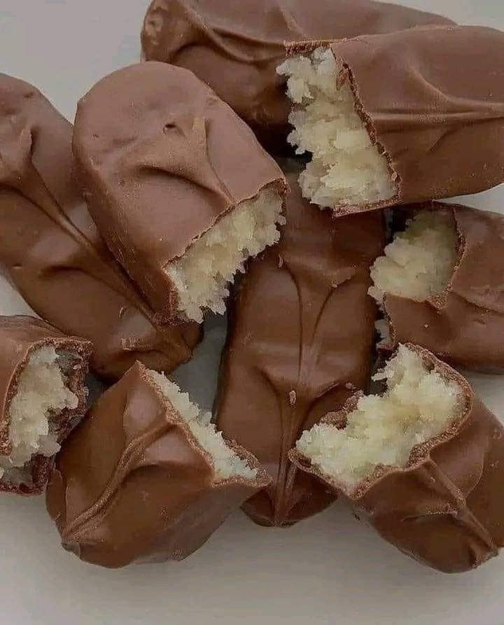 Homemade Chocolate Coconut Bars: A Delicious Treat